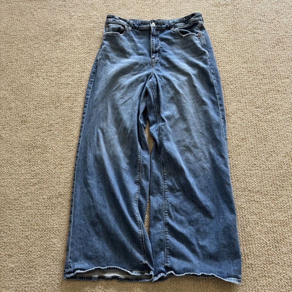 American Eagle Super High Rise Baggy Wide Leg Jeans Medium Wash Womens size 14